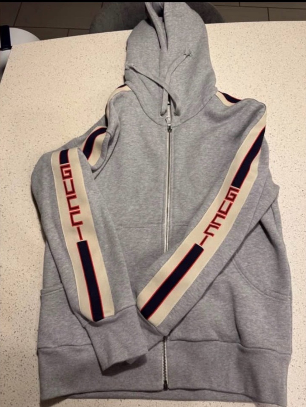 Gucci Men’s Large Logo-Stripped Hooded Zip Up Authentic NWOT W 19’/Length24.5’
